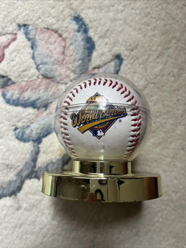 New 1996 World Series Commemorative Baseball New York Yankees vs Atlanta Braves