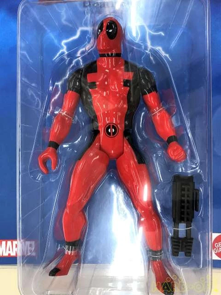 Figura MATTEL Marvel Super Heroes Secret Wars Deadpool 2015 Foto 2 de 4