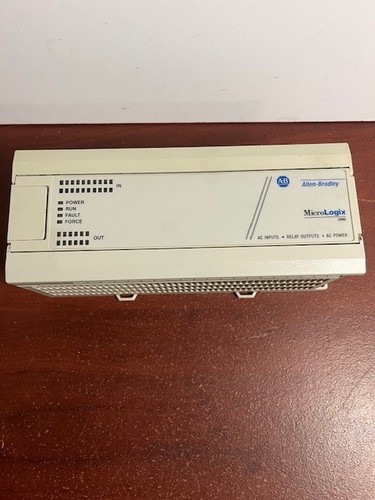 Allen Bradley MicroLogix 1000 1761-L32AWA Series E FRN 1.0 120VAC Input *Crack* - Picture 2 of 6