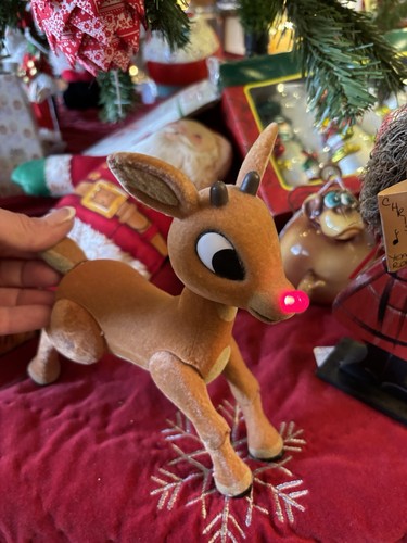 RARE vtg Rudolph Articulated Flocked Light Up Nose 7" Playing Mantis Misfit Toys - Picture 1 of 23