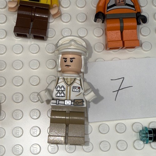 Star Wars Lego Minifigure Lot, Vintage Obi Wan,Darth, Luke, Han, Blasters! 7 - Picture 6 of 19