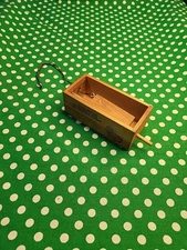 HALLY CALLER WILDLIFE CALLS PUSH BUTTON TURKEY CALL PUSH PULL SPRING MODEL 