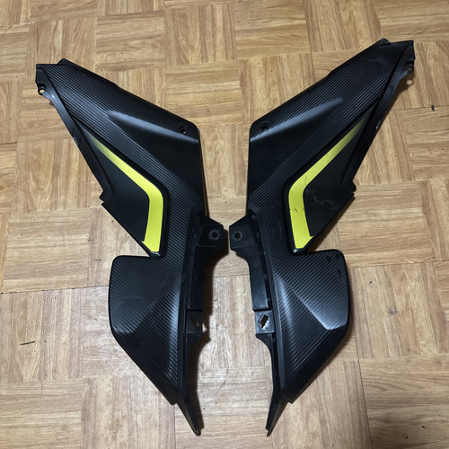 15-20 HONDA CBR300R OEM RIGHT LEFT LOWER MID UPPER SIDE FAIRING COWL CBR 300R - Picture 1 of 6