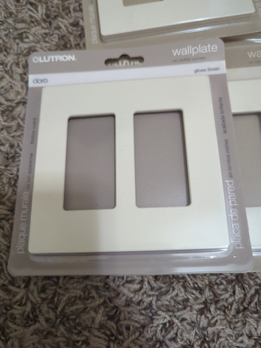 Lot of 13 Lutron Claro Wall plate Gloss Light Almond CW-2B-LA No Visible Screws - Picture 2 of 3