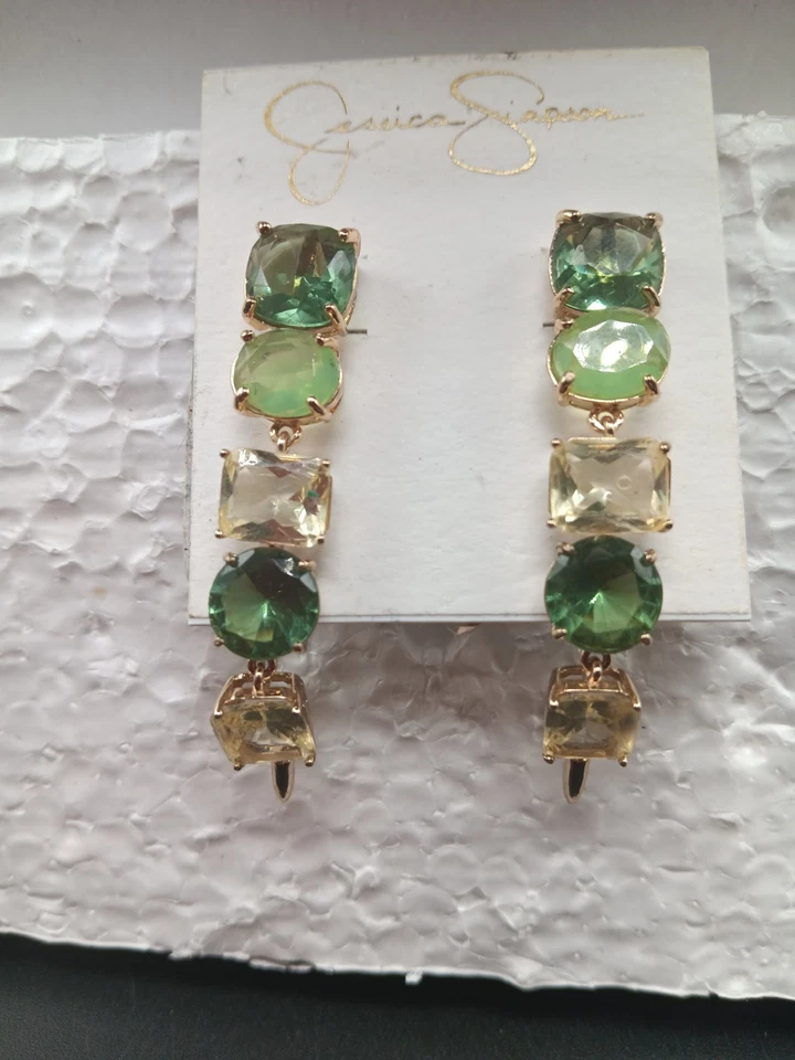 Pendientes colgantes verdes Jessica Simpson Foto 3 de 4