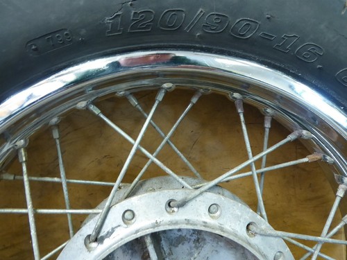 1987 Kawasaki KZ305 B LTD K746. rear wheel rim 16in #1 - Picture 10 of 11
