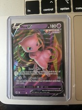Pokemon Mew V 113/264 Fusion Strike Sword & Shield ULTRA RARE