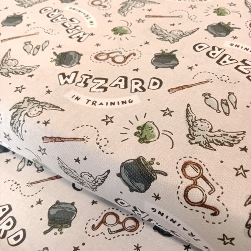 HARRY POTTER Hogwarts Licensed Cotton Fabrics PER 50cm 110cm wide FREE UK POST - Picture 173 of 173