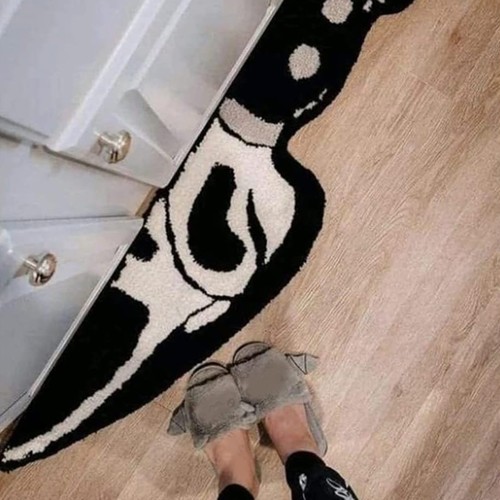 Skull Knife Carpet Horror Bedside Rug Wear Resistant Cashmere Home Decor(63.5CM) - Picture 12 of 15