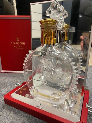 REMY MARTIN LOUIS XIII 750ml 専用ケース付き Remy Martin Louis-XIII in Coffret Box 750ml - Liquor Store