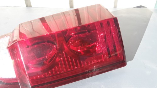 2007 Jeep Commander 3.7L Rear Left Driver Side Tail Light OEM - Picture 13 of 23