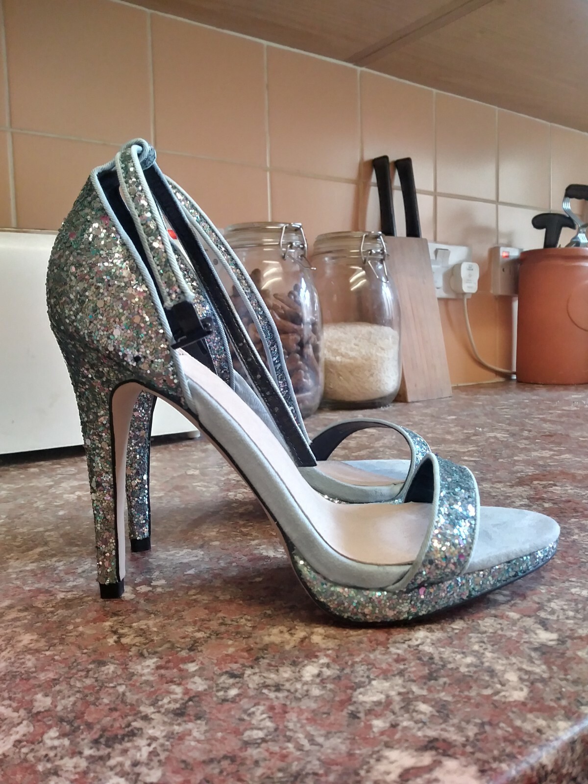 New Womens bluee Glitter Faith Heels Size 3 New Womens bluee Glitter Faith Heels Size 3