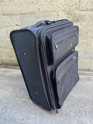 TRAVELPRO Platinum 20” 2-Wheel Rolling Carry On Suitcase Luggage Black Travel - Picture 9 of 21