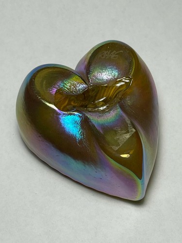 Robert Held Art Glass Heart Paperweight - Picture 5 of 7
