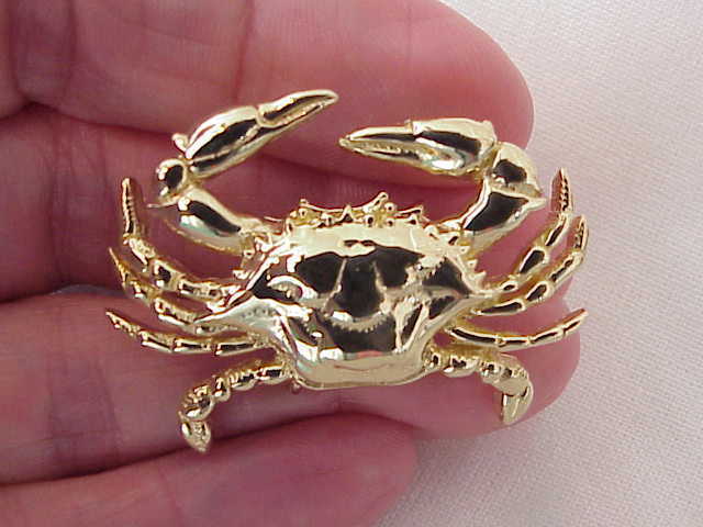 Blue crab pendant deals