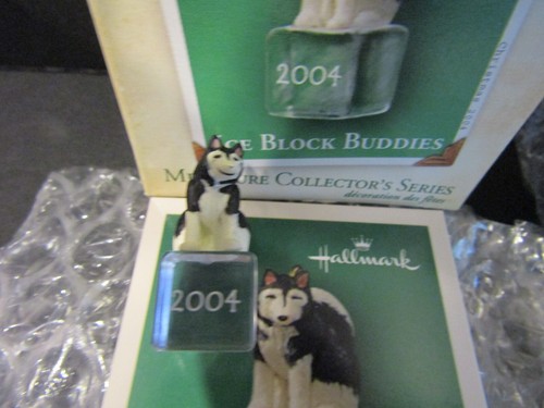 Hallmark 2004 ICE BLOCK BUDDIES & 2005 AMERICAN LAFRANCE 700 SERIES PUMPER - Picture 3 of 4