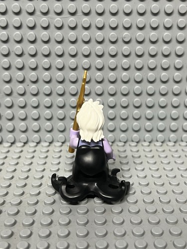 LEGO Disney CMF Series 1 Ursula Minifigure - Picture 3 of 4