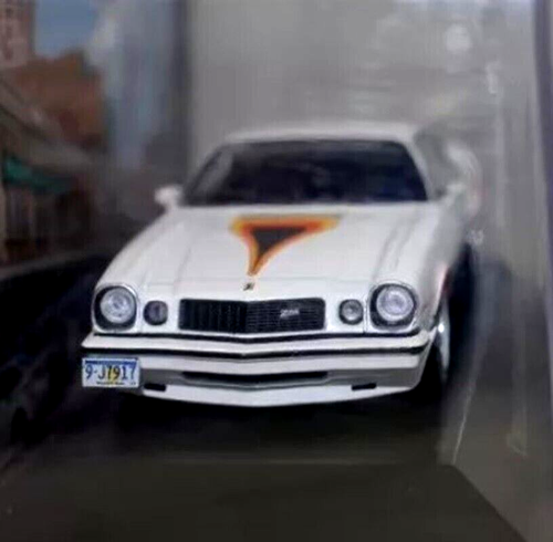 Antique White 1977 Chevy Camaro Z28 1/43 Scale Altaya IXO In The USA Mint - Picture 2 of 3