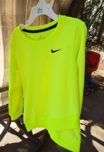 Nike Girls Size 6 Bright Yellow NWT - Picture 1 of 5