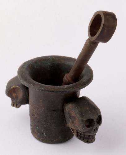 Mortero y mortero de calavera para medicina o veneno Para mesa de mago o hechicero - Imagen 5 de 22