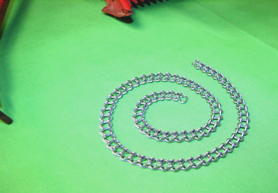 #ad #ad ERTL JOHN DEERE 6600 12A 30 TRU SCALE TOY COMBINE CHAIN $9.25