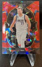 2022-23 Panini Select Luka Doncic Concourse Red Cracked Ice Prizm #51 Mavericks