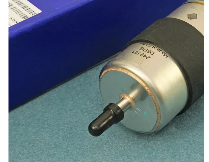 1 piece Fuel Filter For For Volvo XC90 XC60 S90 V90 V60 S60 T5 T6 T7 T8 32242191 — 第 3/4 张图片