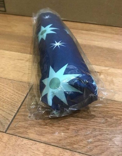 Fabfitfun umbrella with Stars - Picture 2 of 3