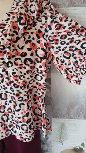 Ted Baker Coralo Animal Abstract Print Ruffle Top Blouse Size 4 UK 14 - Picture 2 of 5