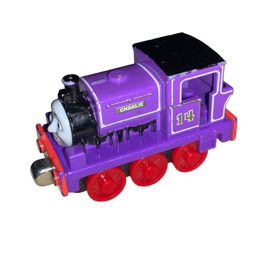 Thomas train engine cars track 10 piece Magnetic - Picture 12 of 17