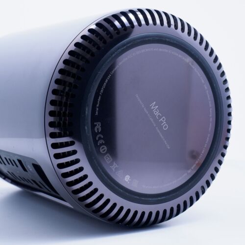 Mac Pro (Late 2013) 6 Core 3.5Ghz 512GB Storage 32GB RAM - Picture 3 of 3