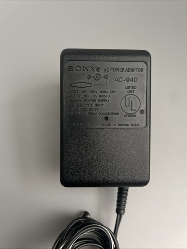 SOLO PIEZAS!!!!!!!!!!!Reproductor de discos compactos CD Sony D-9 Discman Mega Bass vintage. - Imagen 15 de 15