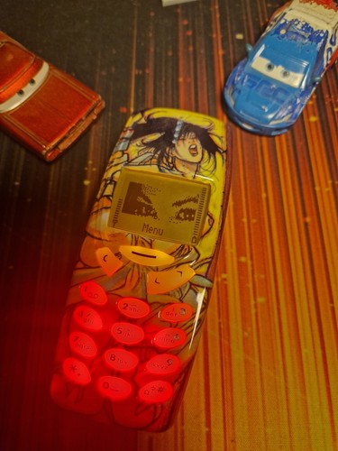 🎀 Retro Nokia 3310 – Manga Girl Edition 💫 RGB Light Dance ✨ One of a Kind! 📱 - Zdjęcie 3 z 13