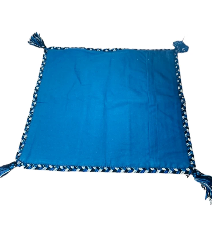 Almohada decorativa azul índigo bohemia Surya Trenza falsa con cierre de cremallera Foto 2 de 4