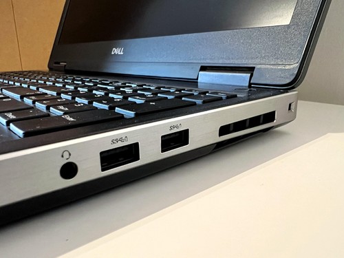 Dell Precision 7590 15.6'', i9 9880H, 64GB RAM, 4TB NVMe, Nvidia Quadro RTX3000 - Photo 4/20