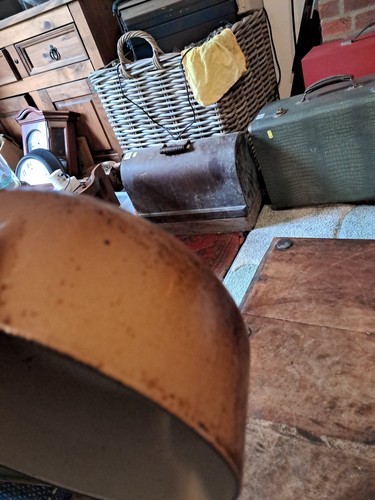 Cacerola vintage Le Creuset marrón hierro fundido esmaltado #20 con caño y mango de madera - Imagen 10 de 10