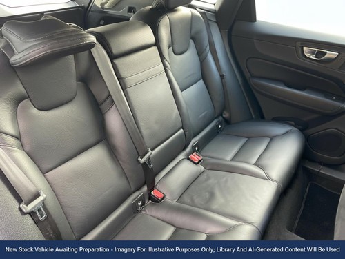 2018 Volvo XC60 2.0 T5 Momentum SUV 5dr Petrol Auto AWD Euro 6 (s/s) (250 ps) SU - Picture 4 of 13