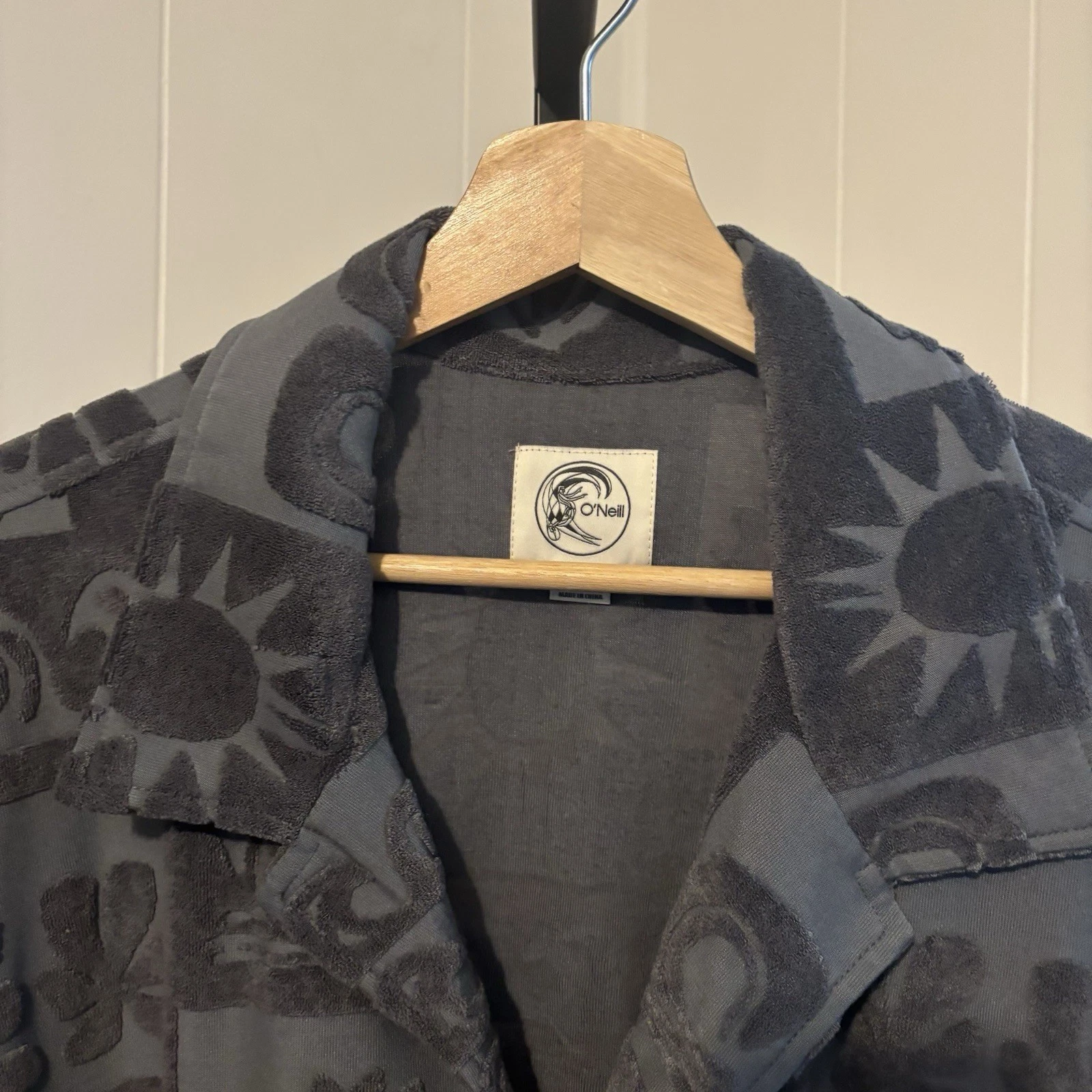 O’Neill O’Riginals Era Jacquard Shirt Gray Camp Collar Mens 3XL NWT
Opens in a new window or tab