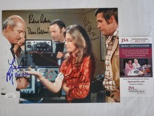 Lee Majors, Lindsay Wagner, Richard Anderson, Alan Oppenheimer Signed 8x10 Photo
