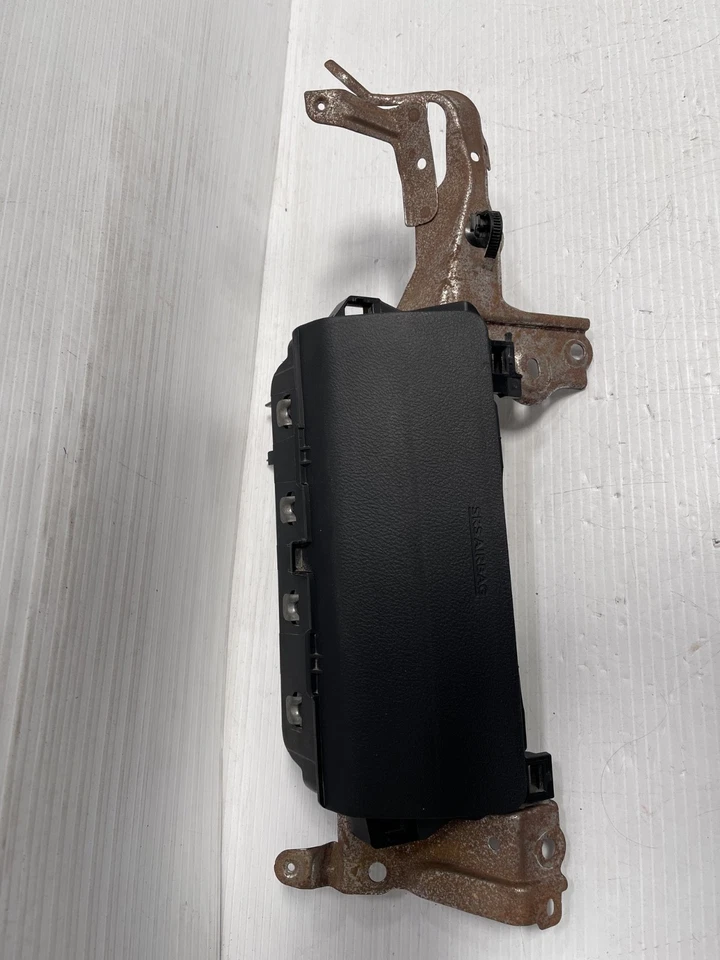 2014-2016 LEXUS IS-250, 300, 350, 200T STEERING WHEEL AND DRIVER KNEE AIRBAG OEM - Image 3 of 4