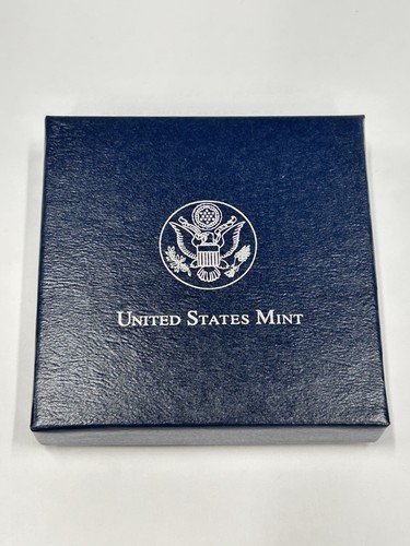 2010-P $1 Boy Scouts Commemorative Silver Dollar Proof Coin US Mint OGP w/ COA - Picture 5 of 6