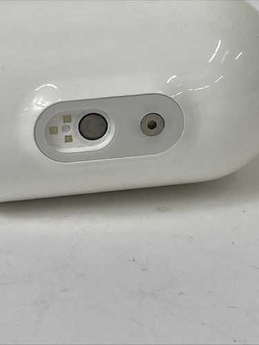 Telecamera di sicurezza Arlo Ultra 2 VMC5040 4K Ultra UHD senza fili con batteria - Foto 16 di 24