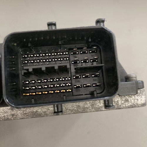 2011-2011 Scion Tc ECU/ECM 89661-21530 - Picture 4 of 5