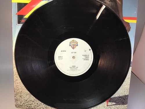 ZZ Top - Sharp Dressed Man and LEGS, 2 x 12" Vinyl in sehr gutem Zustand  - Bild 8 von 12