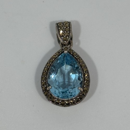 CNA 925 Thailand Sterling Silver Blue Gemstone Teardrop Pendant