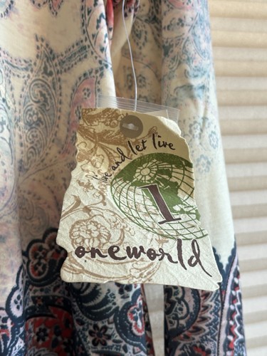 One World Live & Let Live Top Large Stretch Hi-Low Floral Embellished - Bild 3 von 8