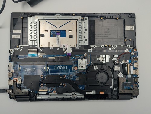 Dell Latitude 3510 15,6" Intel Core i5 10. Gen | NUR TEILE FUNKTIONIEREN NICHT  - Bild 5 von 9