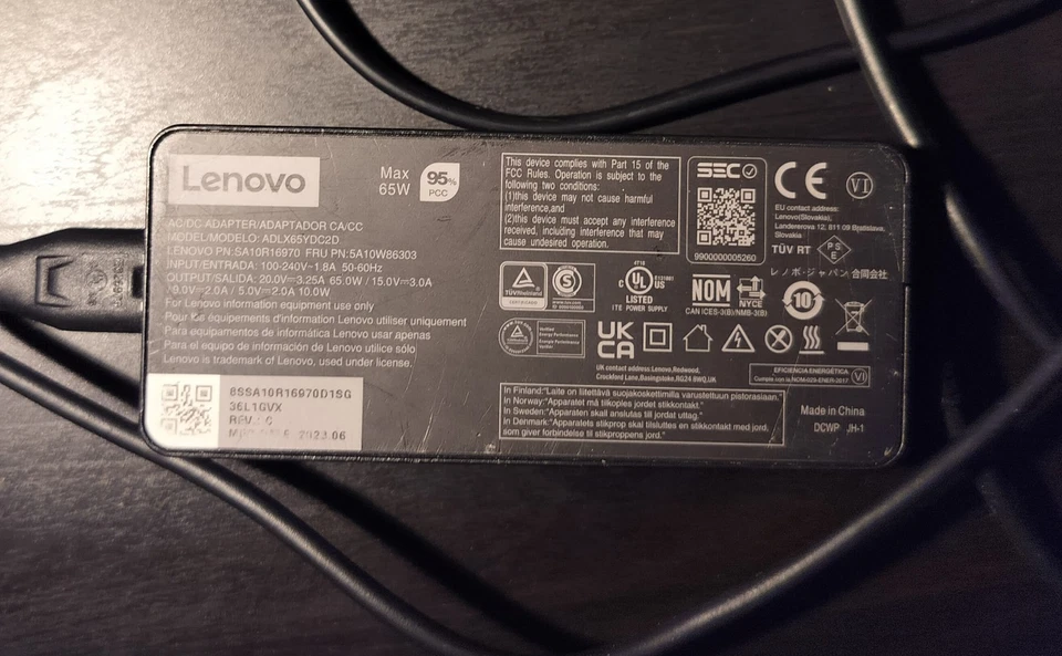 For Parts ThinkPad T14s Gen 4 i5-1335U, 16GB RAM, No SSD, SSD Bracket or Battery - Image 4 of 4