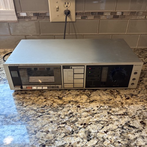 Kenwood KX - 31 Cassette Deck for Parts Or Repair! Turns On But Wont Spin - Picture 6 of 13