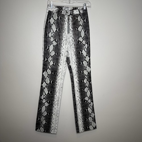 Pantalones I AM GIA Talla XS Plisados Serpiente Bootcut Cremallera Frontal Negro Blanco - Imagen 2 de 12